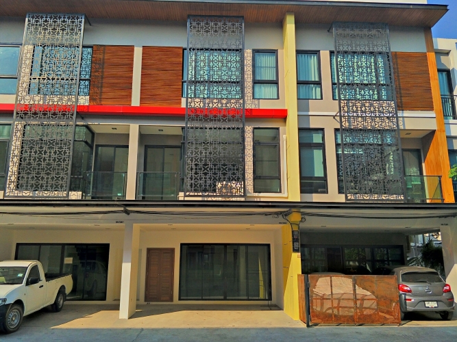 Promt Business Home Jed Yod Chiang Mai for rent / พรอมท์ บิสสิเนสโฮม เจ็ดยอด ให้เช่า